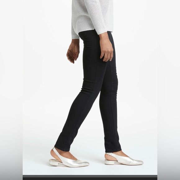 Paige Skyline Skinny Black Jeans - Size 26 - Picture 4 of 14